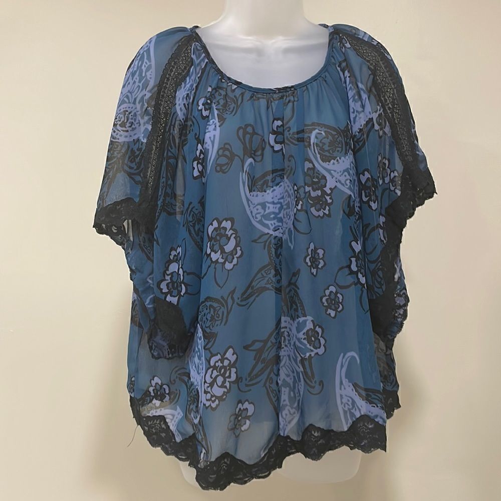 NWOT Angie blue sheer paisley blouse. Size S small 4/6